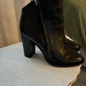 Elegant Black Leather Ankle Boots